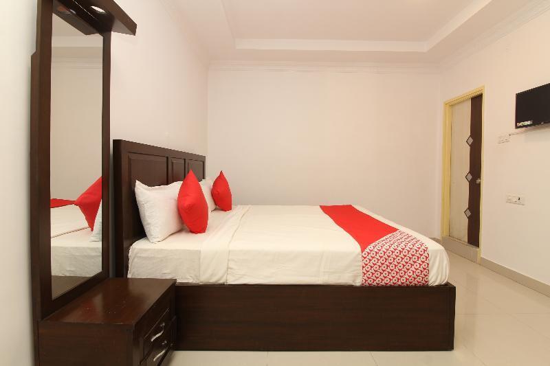 Oyo 37499 Saba Service Apartments Hyderabad Exterior foto